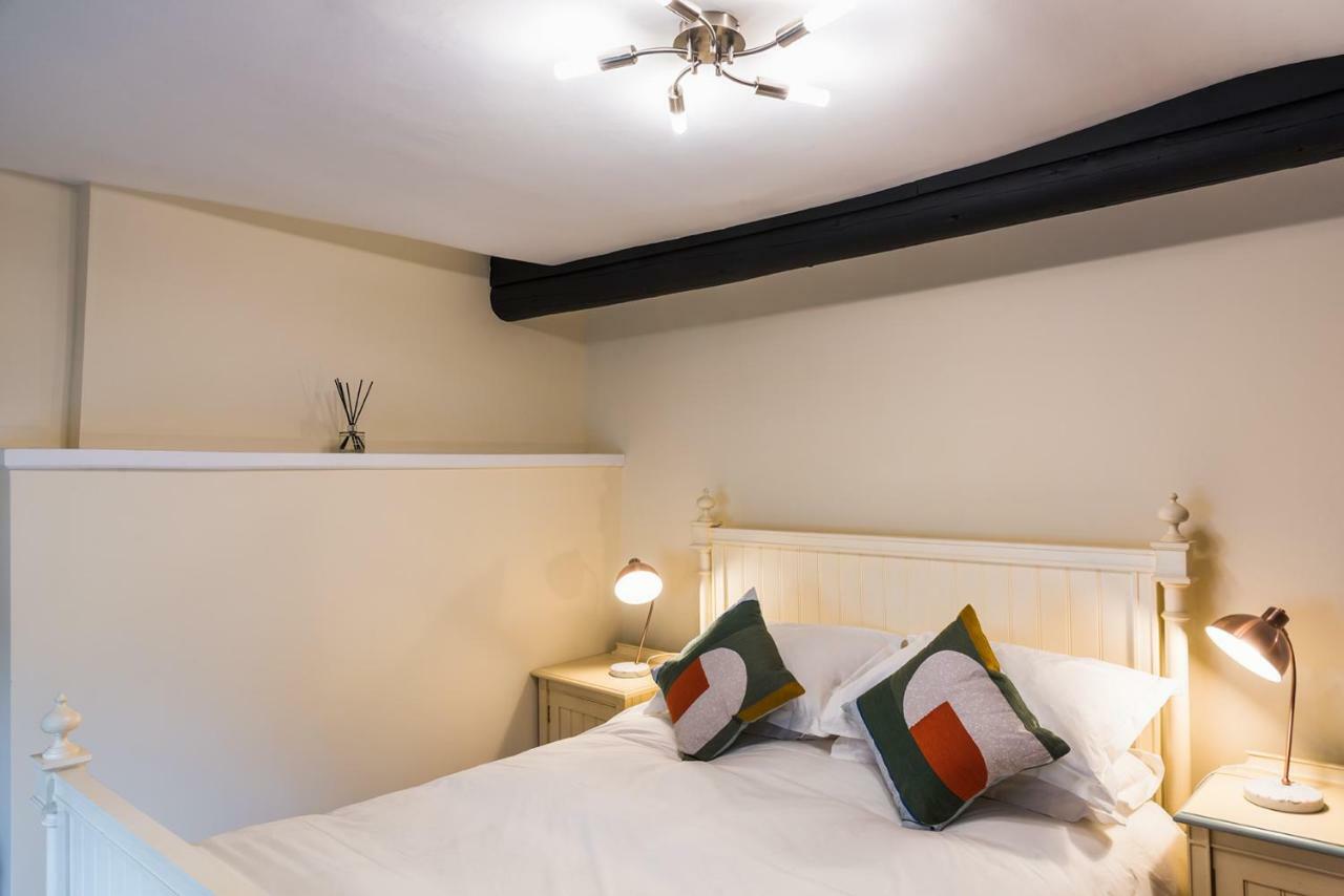 Ferienwohnung Luxury 3 Bed Flat In The Centre Of Woodstock Exterior foto
